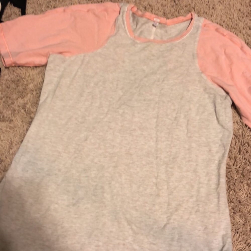 Lululemon baseball style tee